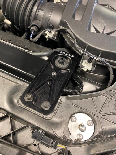 FORD SHELBY GT500 HEAT EXCHANGER BRACKETS BLACK FINISH